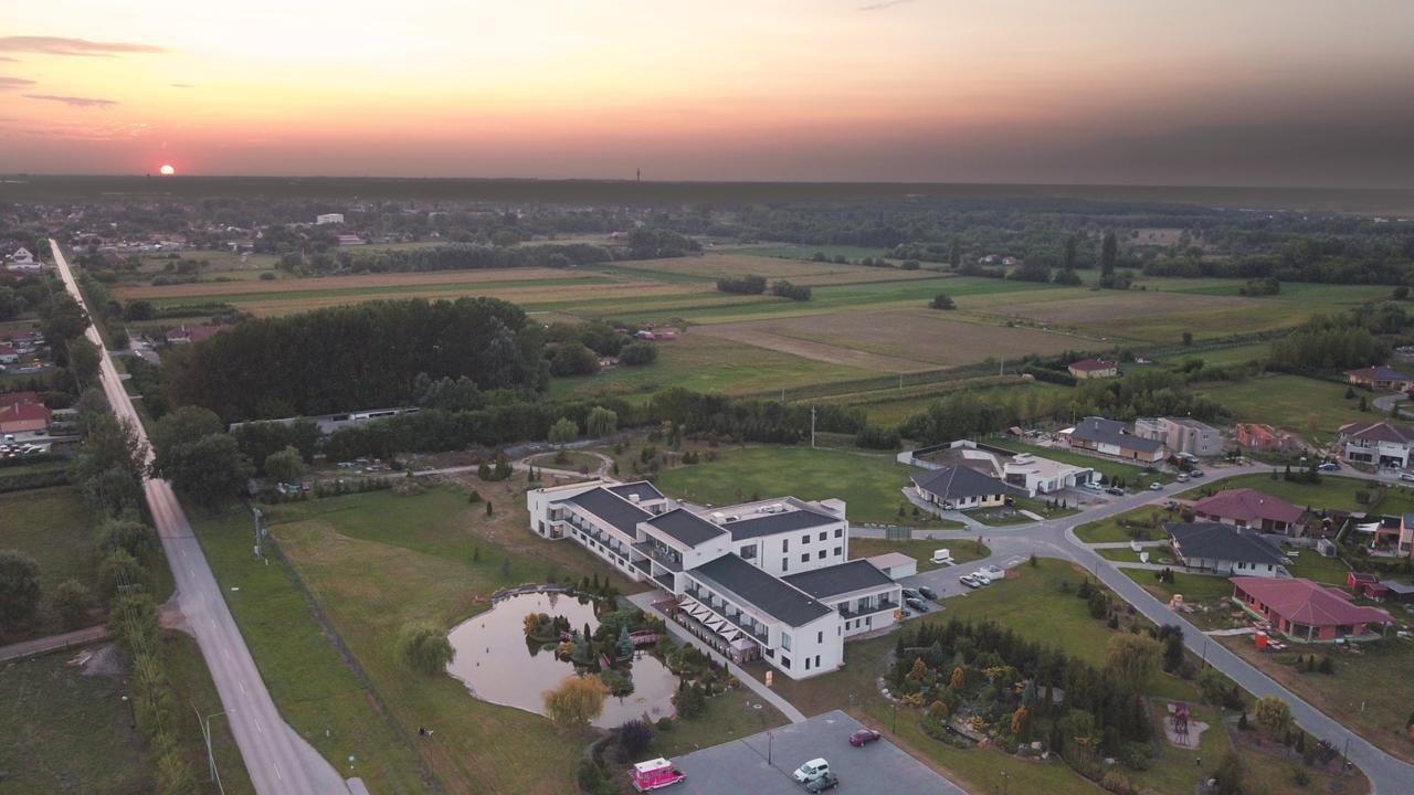 Garden Hotel Medical & Spa Debreczyn Zewnętrze zdjęcie
